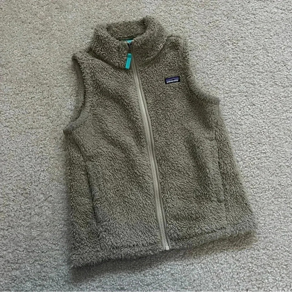 Patagonia Girls Los Gatos Vest Khaki Fleece Sz XL 14 Polyester Sty65490, - Picture 11 of 16